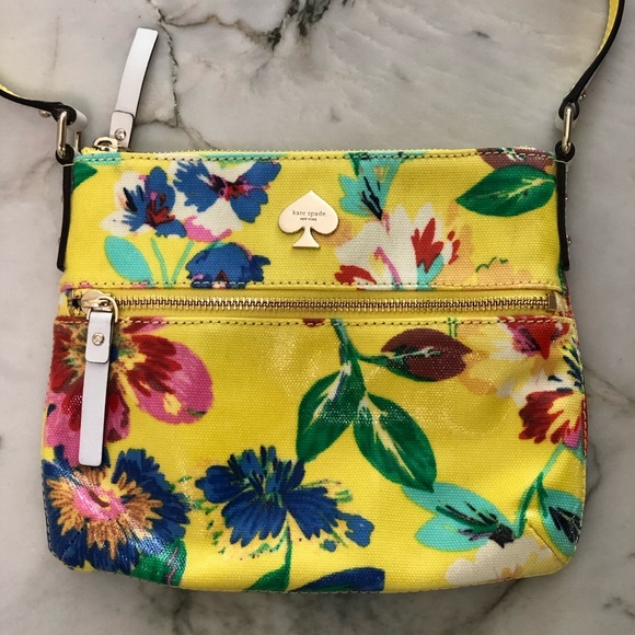 kate spade Handbags - KATE SPADE SPRING FLORAL CROSSBODY